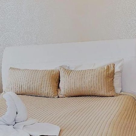 Hotel Klidzina Skriveri Екстериор снимка
