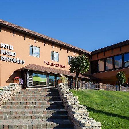 Hotel Klidzina Skriveri Екстериор снимка