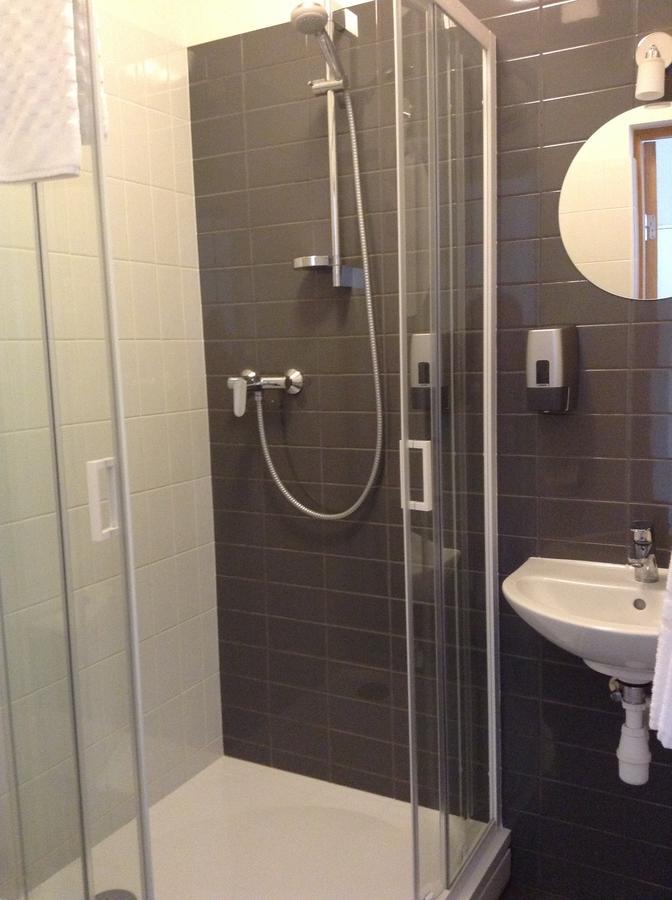 Hotel Klidzina Skriveri Екстериор снимка