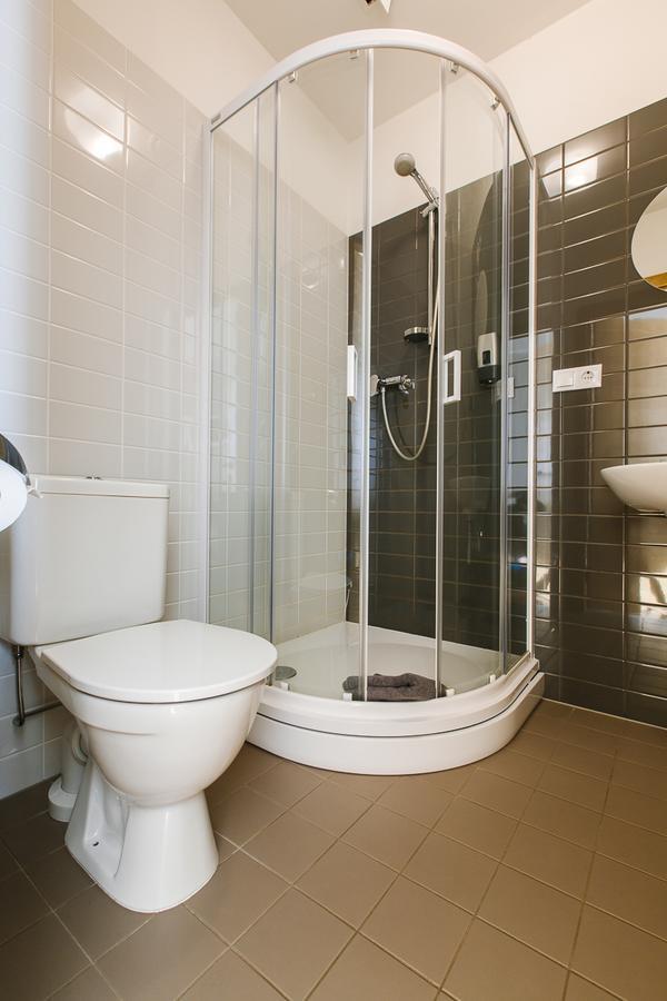Hotel Klidzina Skriveri Екстериор снимка