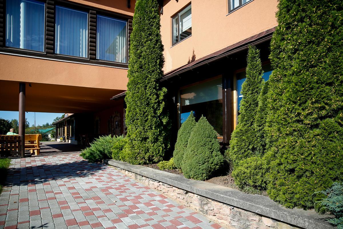 Hotel Klidzina Skriveri Екстериор снимка